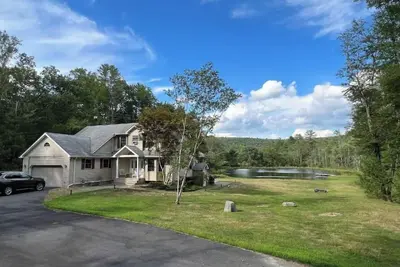 Image de Catskills Oasis 3 bdr w\/ Private Lake on 50 Acres