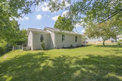Image de Newly renovated home, designed with your confort in mind