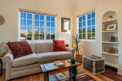 Image de 3 Blocks from U of A & 4th Ave | Cozy | 1 Br 1 Ba