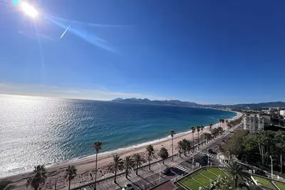 Image de Cannes : Rooftop appartement 2 pièces avec vue sur mer
