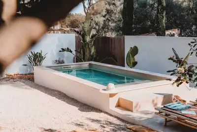 Image de Cabanon Adoura, boho chic accommodation with swimming pool and Jacuzzi