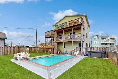 Image de Dog-friendly home near the beach with private pool, hot tub & Ev charging