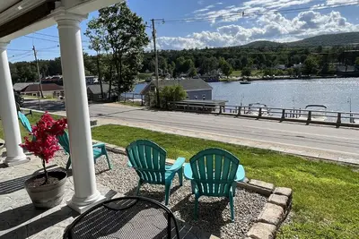 Image de A Beautifully Maintained Home, right in the heart of Alton Bay