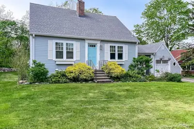 Image de Prime location cape charmer – walk to all-beach, Village, & Atlantic path