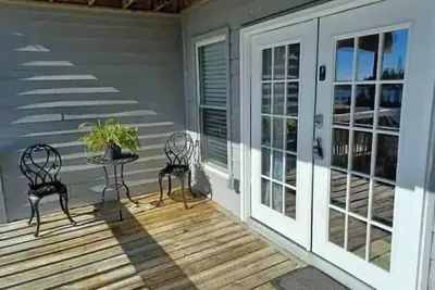 Image de Beautiful Baywatch Waterfront Home At ShoreLine Drive