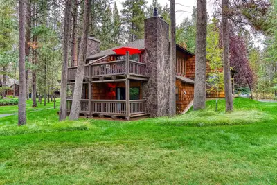 Image de Beautiful & dog-friendly condo with shared pool/hot tub, central Ac & fireplace