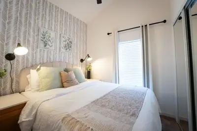 Image de Peaceful tiny home with two queens and a loft