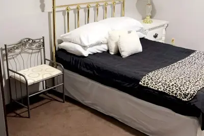 Image de Hc Hideaway - Rustic Roomy Relaxing! Queen Bed, Full Kitchen!
