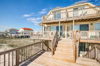 Image de Duplex steps from the beach with oceanfront views - central Ac & washer/dryer
