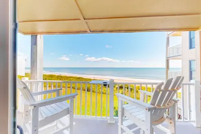 Image de Topsail Dunes condo with oceanfront vistas - beach access & beachfront pool