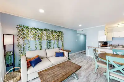 Image de Topsail Dunes condo with great ocean view - beach access & beachfront pool