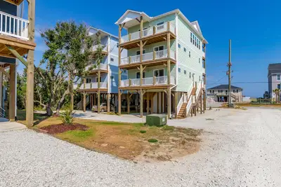 Image de Waterview home with central Ac, washer/dryer & beach access - golf nearby