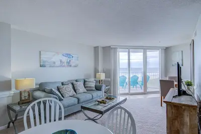 Image de Oceanfront St. Regis gem with resort pool, fitness center, sauna & beach access