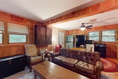 Image de Lake-view condo near golf with a grill & cable - dog-friendly