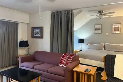 Image de This condominium is a 0 bedroom(s), 1 bathrooms, located in Killington, Vt.