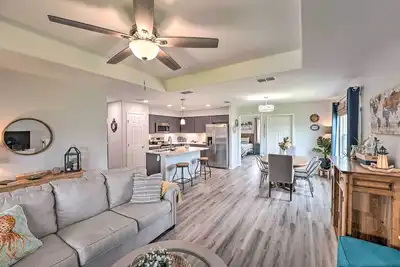 Image de 2 Mi to Boating: 'Rr Sea House' in Aransas Pass!