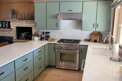 Image de Family Friendly and Cozy Residential Home in Golden Valley