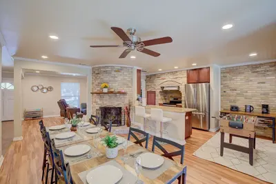 Image de Beautiful 4 BRs, Central, Covered Patio, Cozy Desi