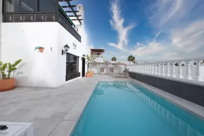 Image de Fantastique villa avec piscine privée chauffée