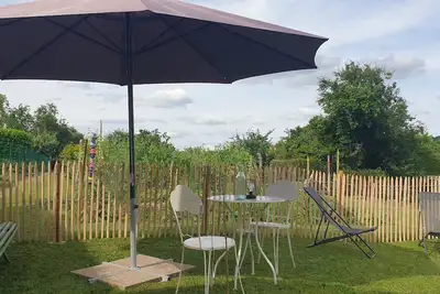 Image de Chez Émile logement entier, 2 chambres, jardin privé