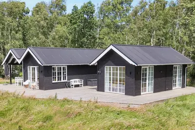 Image de Maison de vacances pour 6 a Læsø-By Traum