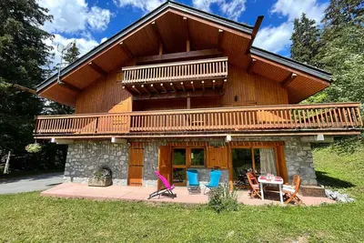 Image de Appartement fonctionnel et lumineux Ski aux pieds Vue montagne Balcon