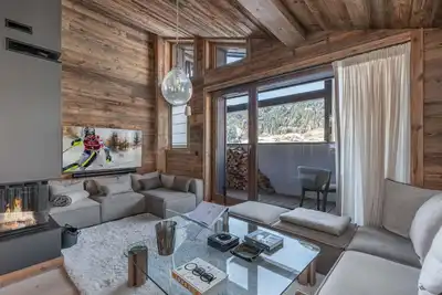 Image de Chalet à Megève avec Wellness: 6 adultes, 4 enfants, ascenseur, terrasse, cheminée, accès sauna\/piscine