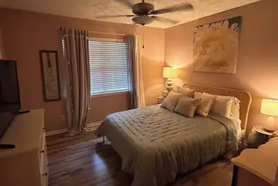 Image de Comfortable Calm Condo in Historic Gainesville 2 Bedroom