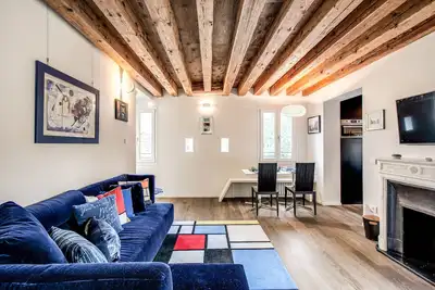 Logement magnifique à coté  Biennale avec terrace