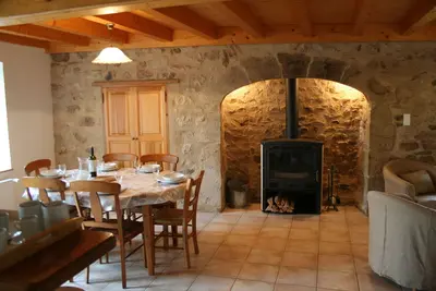 Image de Gîte *** Lilotte en pierre avec terrasse