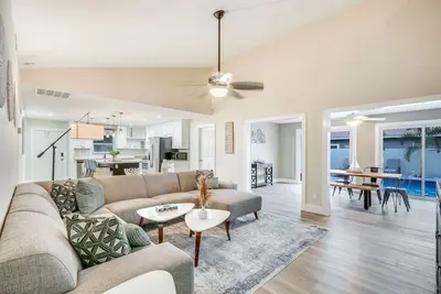 Image de 3-bedroom vacation home 8 minutes from Bonita Springs Public Beach
