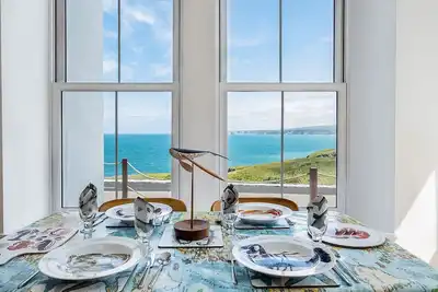Image de Two Bedroom Flat Overlooking The Sea With Parking