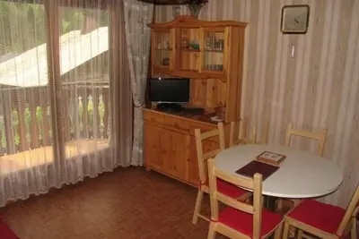 Image de 1er étage, balcon, parking, télévision, casier à ski, 28m², Châtel