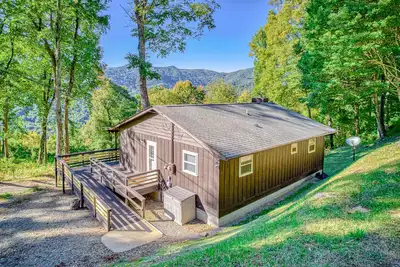 Image de Private mountain getaway with firepit, amazing views & Ev charger - dog-friendly
