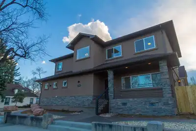Image de Colorado Springs has much to offer for the holiday season. Book now