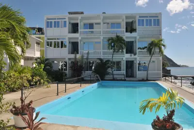 Image de Oceanfront Hotel Room with Pool