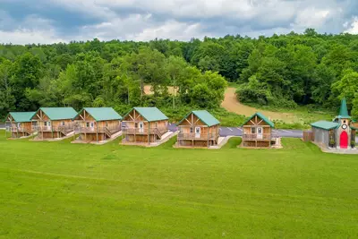 Image de Cabins, Cottages, Acres, Trails, Nature, Creek, Water, Fishing, Hunting