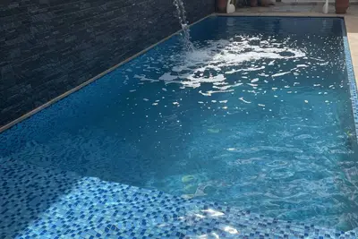 Image de Jolie villa luxueuse avec piscine