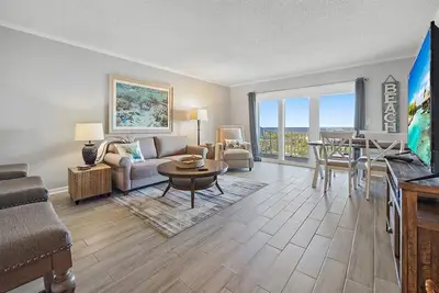 Image de Ketch the Sunrise! Oceanfront Condo w/Pool