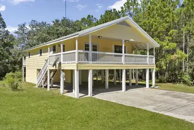 Image de Beautiful home close to Downtown and the Beach!
