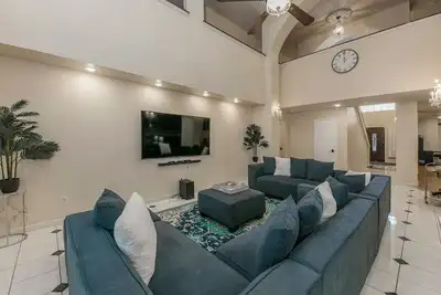 Image de Beautiful and Very Spacious house 6 bed/3. 5 baths