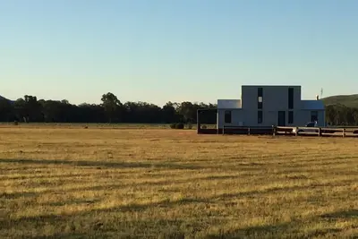Image de Modern farm house with panoramic views of the Grampians