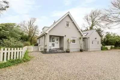 Image de The Orchard, pet friendly, with hot tub in Abersoch