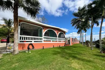 Image de Lovely country home with private pool in the hills above the town Las Piedras.