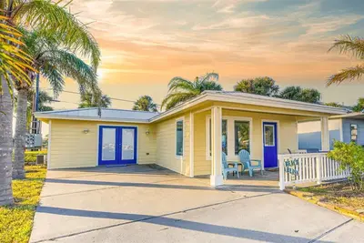 Image de Beach Bliss | Pool & Pier Access