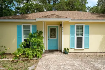 Image de Coastal Soul | Pet Friendly + Fenced in Yard!