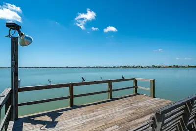 Image de Mermaid Cove | Waterfront Views + Fishing Pier!