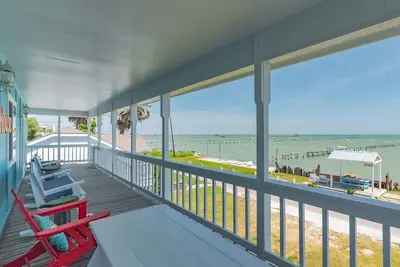 Image de Moon Mirror Bay | Pet Friendly, Bay Front!
