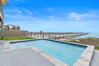 Image de The Cat's Meow | Pet Friendly, New Pool, Bay View!