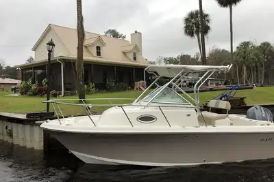 Image de Springfed Canal on Lake George\/ Large 4 Bedroom house on water\/Boat Ramp\/Hot Tub